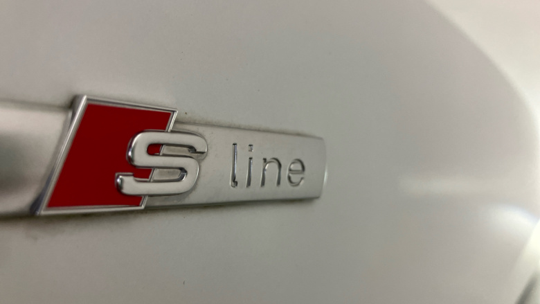 Audi Q3 40 TDI 200 Quattro S Line 5dr S Tronic Diesel Estate